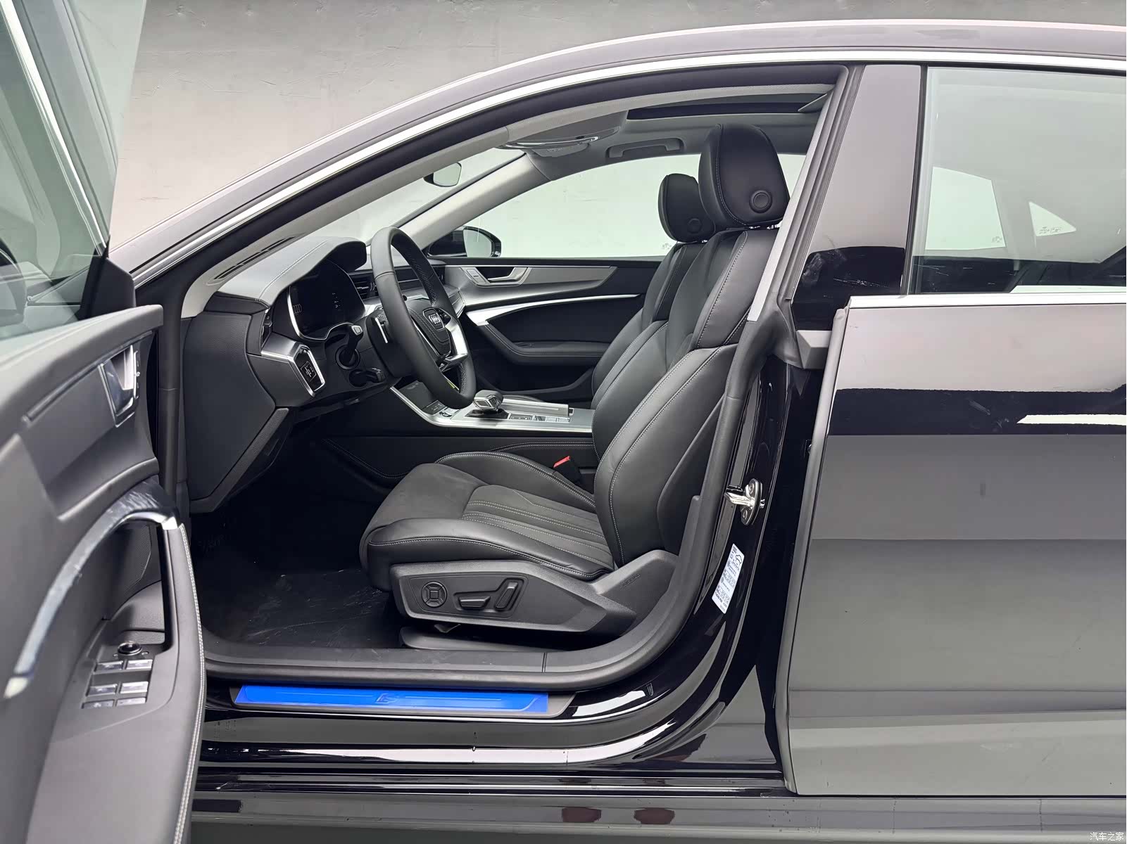 Audi A7L, 2026 10