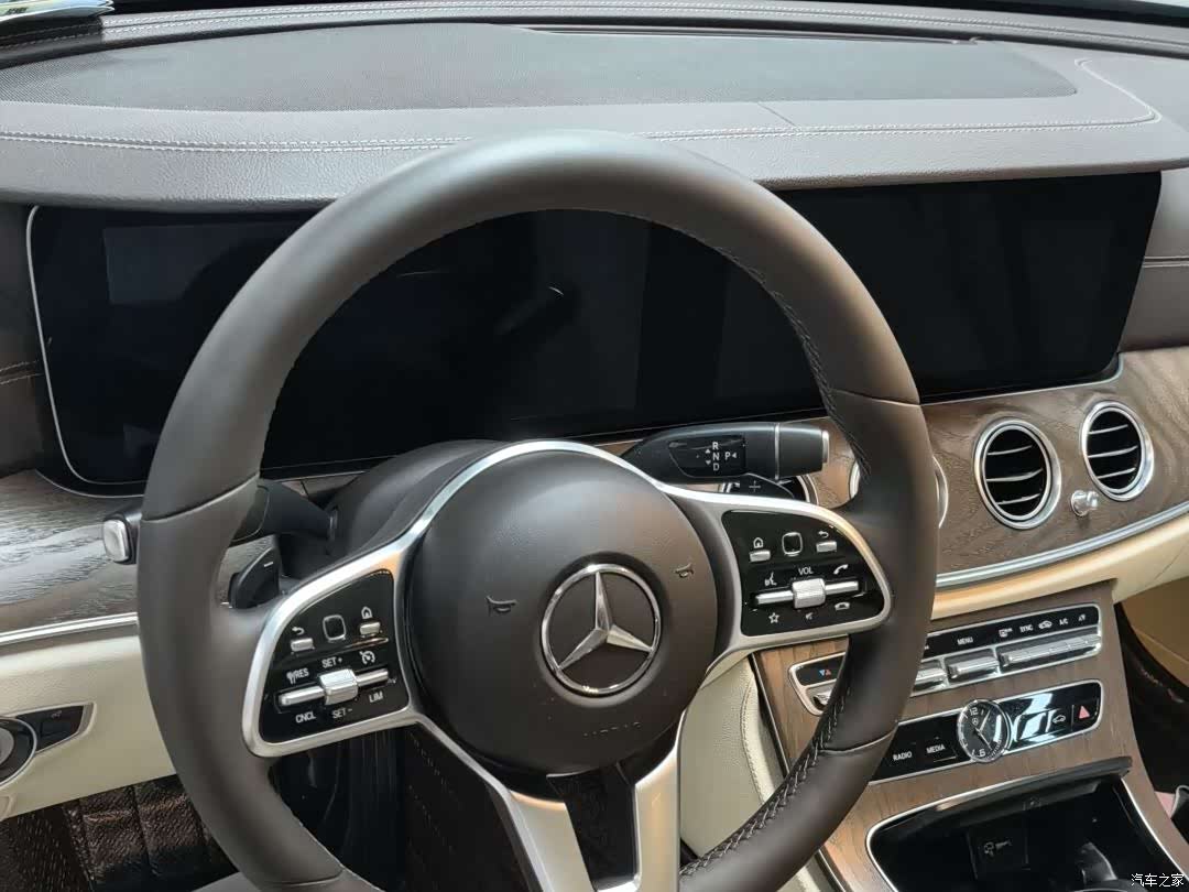 Mercedes-Benz E-Class, 2019 17
