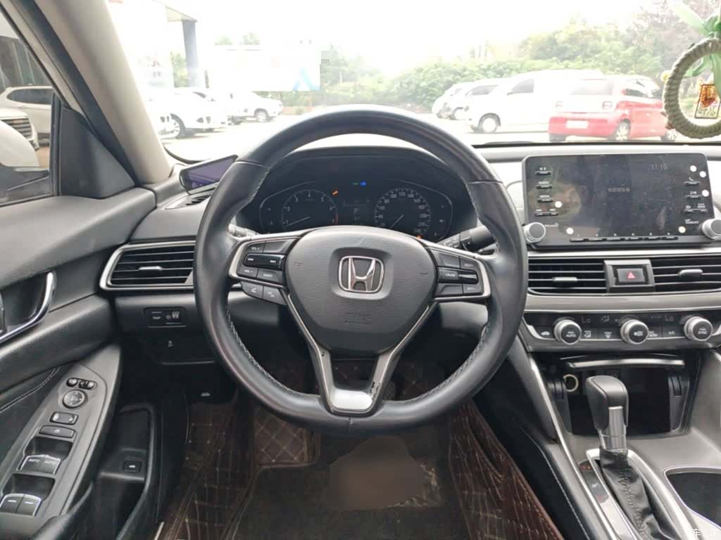 Honda Accord, 2019 11