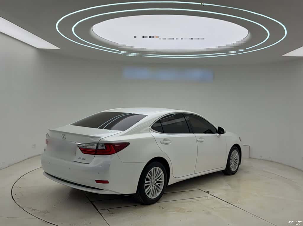 Lexus ES, 2018 23