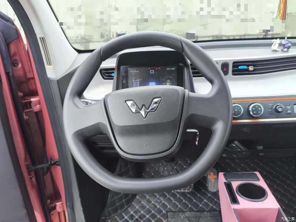 Wuling MINIEV, 2020 3