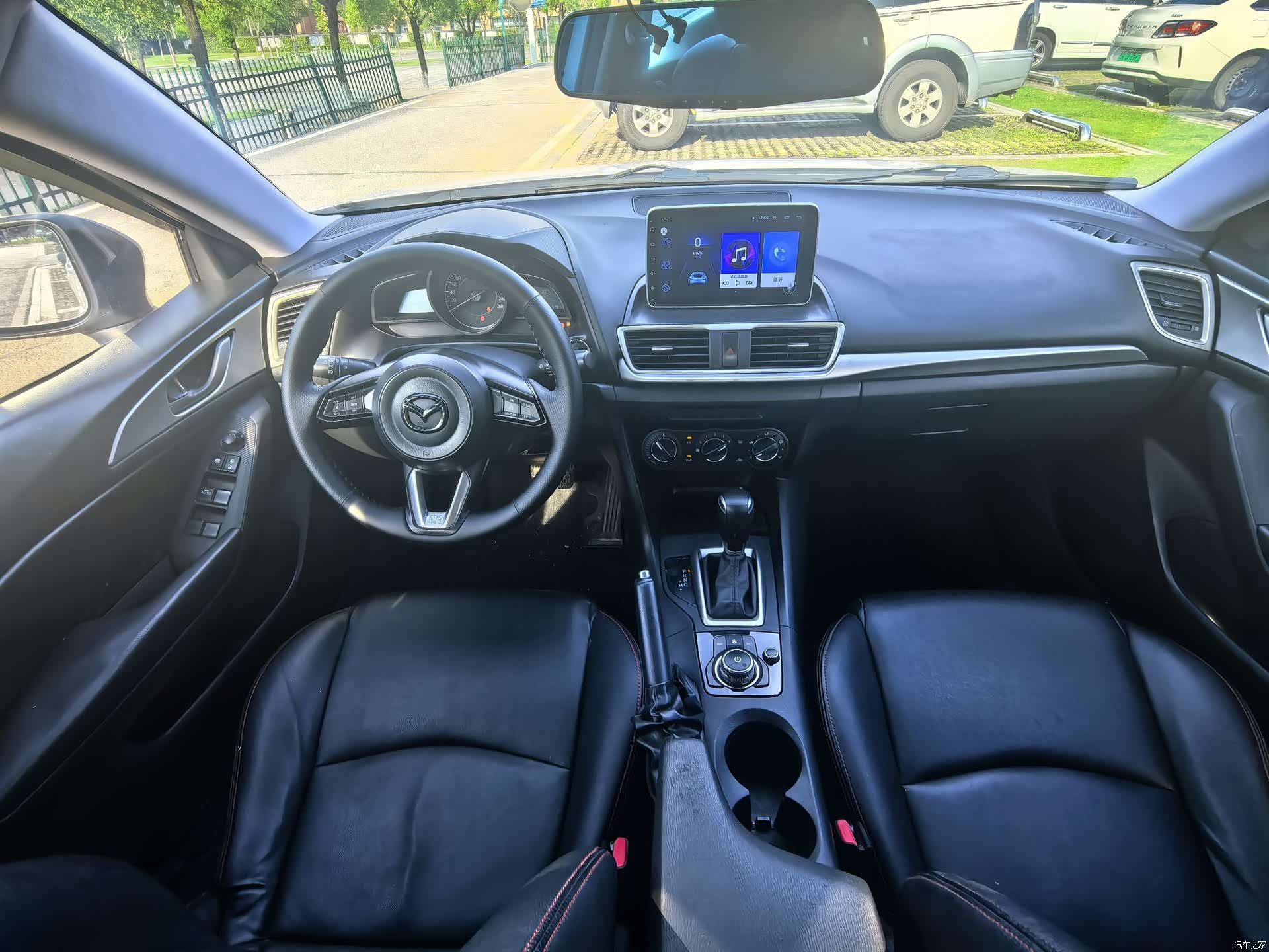 Mazda Mazda3, 2019 13