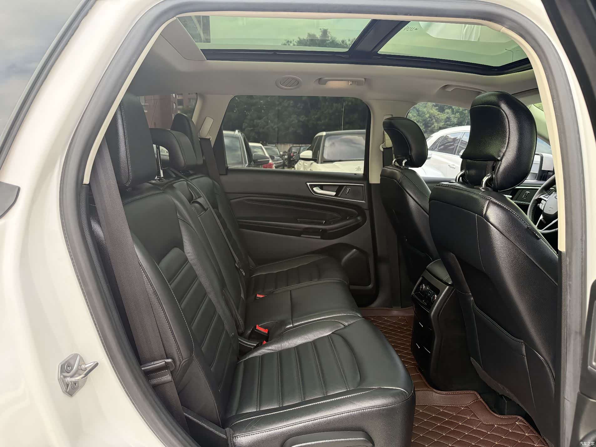 Ford Edge, 2016 9