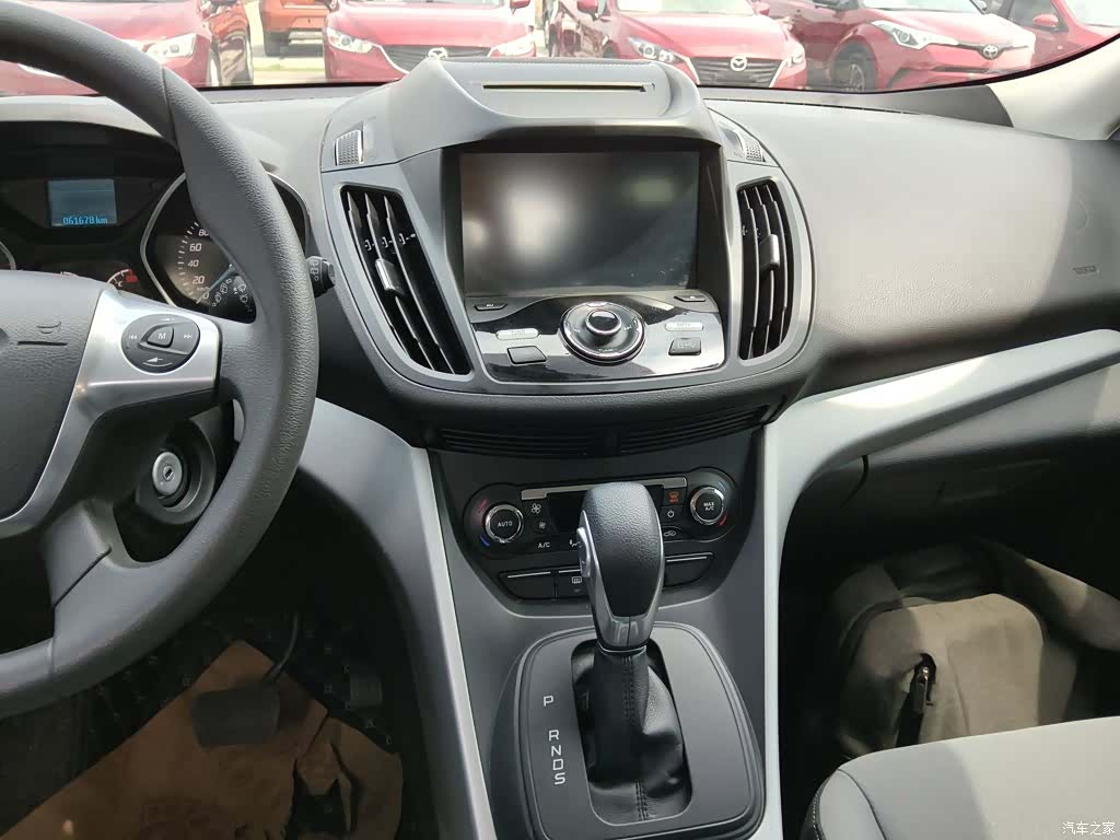 Ford Kuga, 2016 9