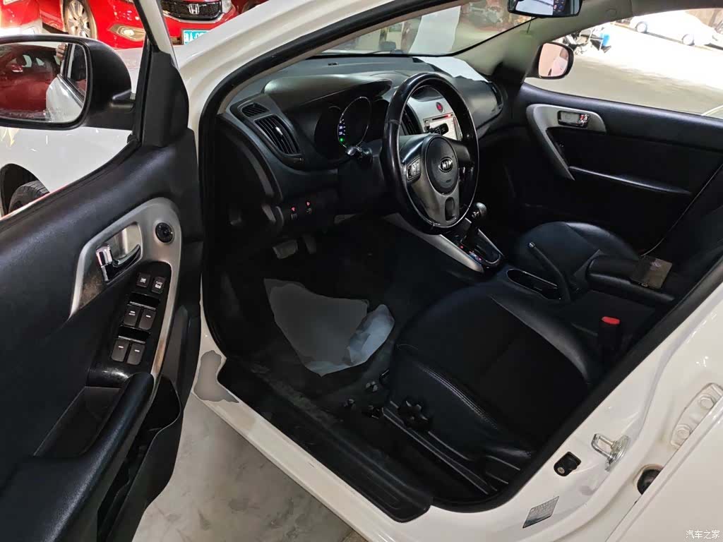 Kia GLS, 2014 12