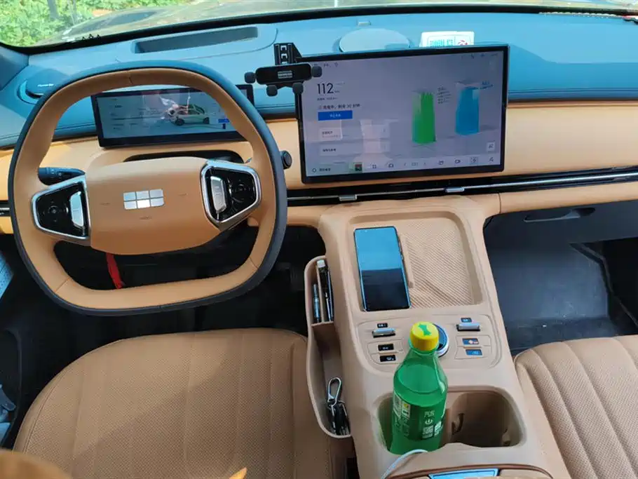 Geely Galaxy Galaxy Starship 7