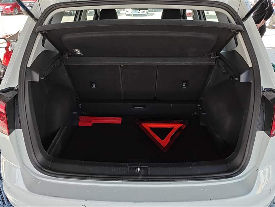 Volkswagen Golf*Jiayu Volkswagen Golf*Jiayu
