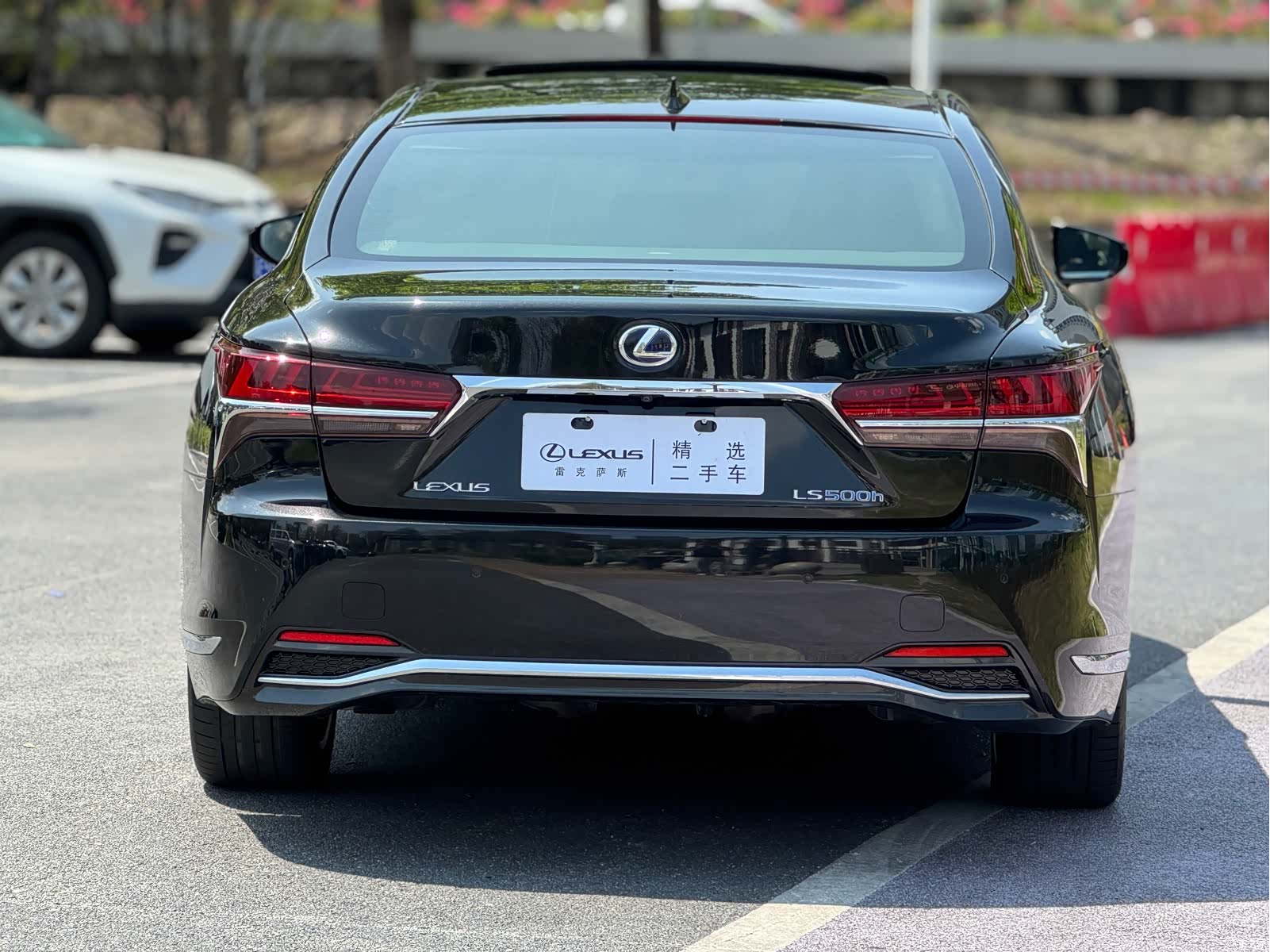 Lexus LS, 2019 17