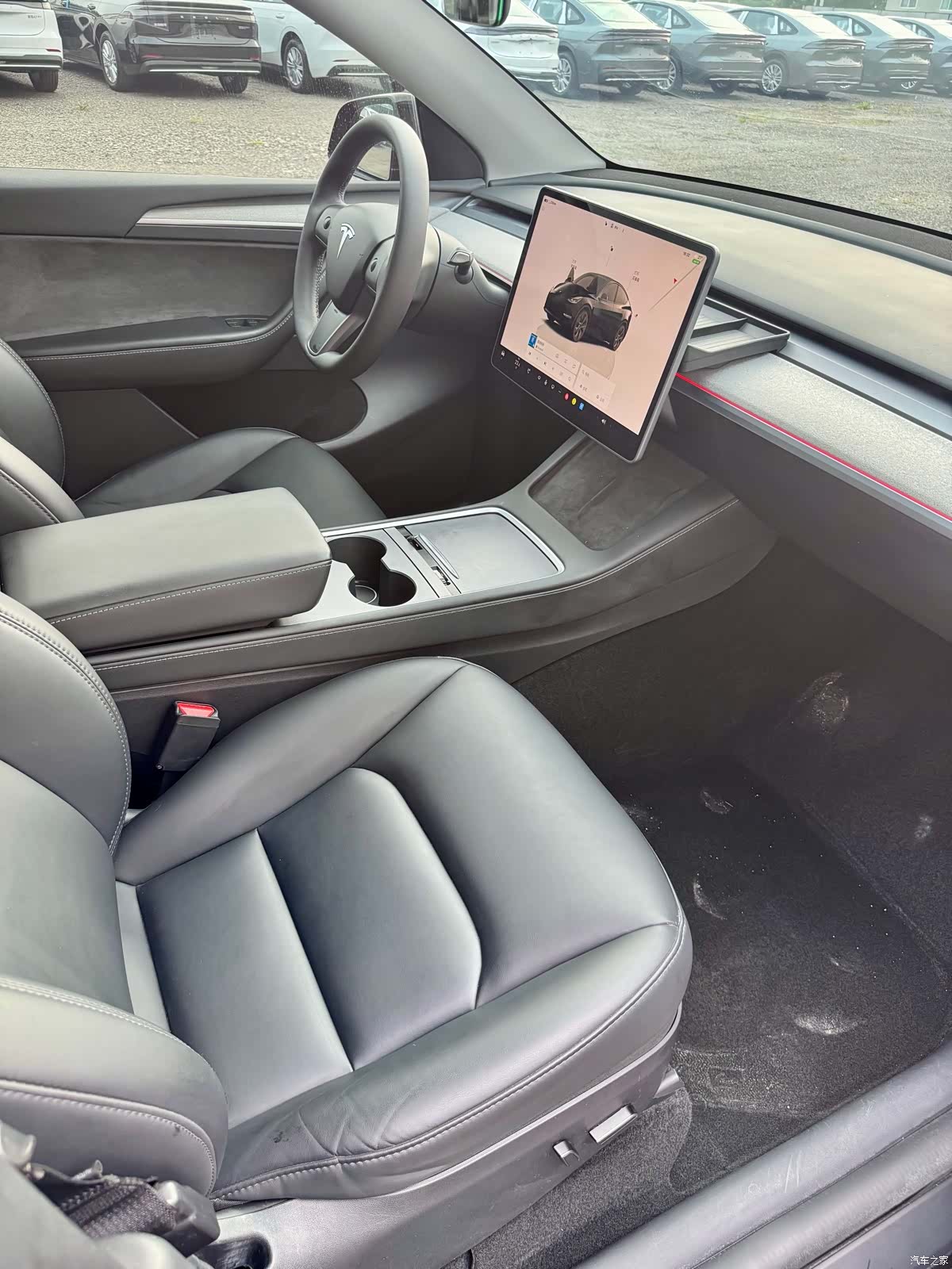 Tesla Model Y, 2023 11