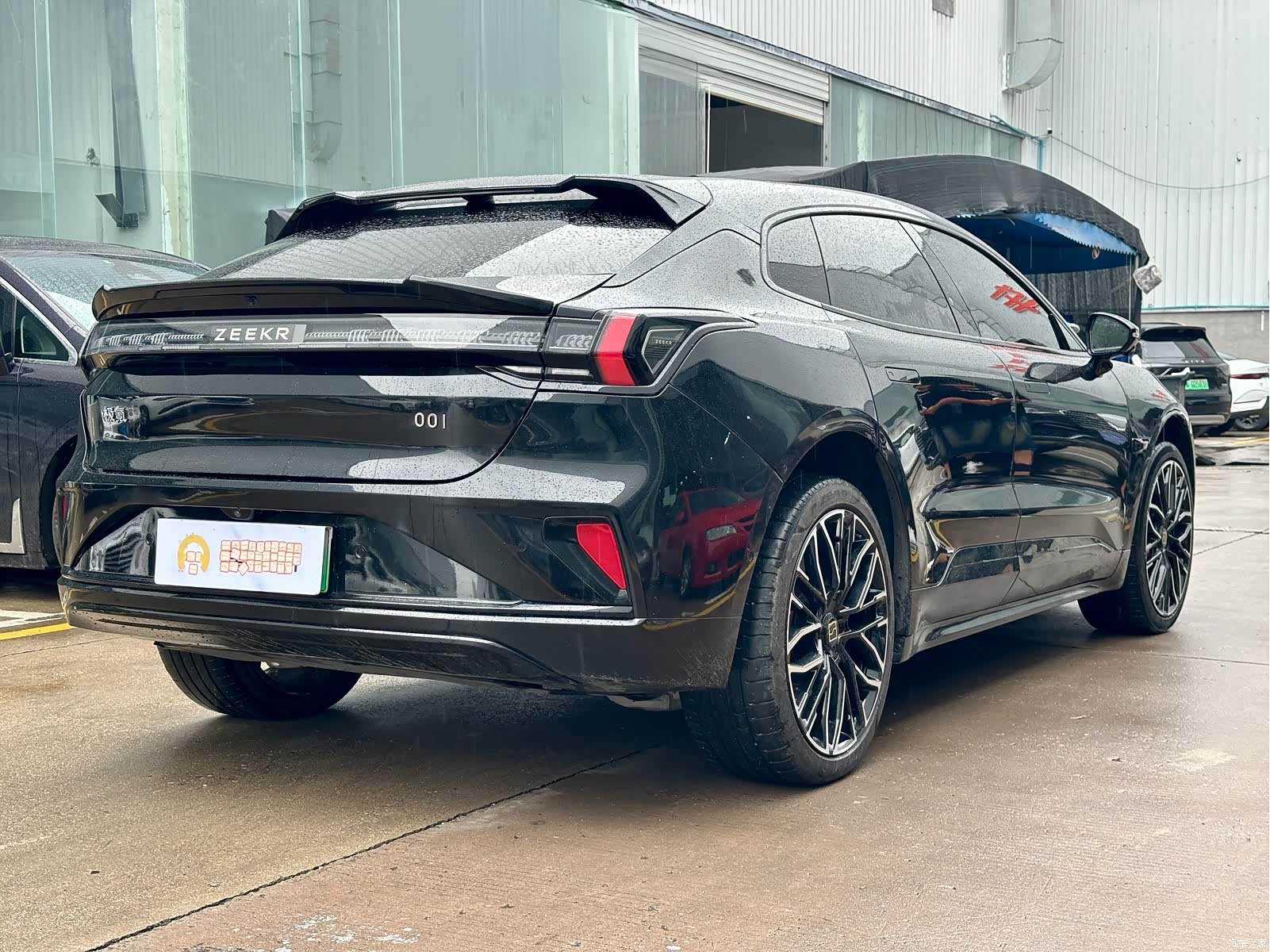 Zeekr 001, 2025 8