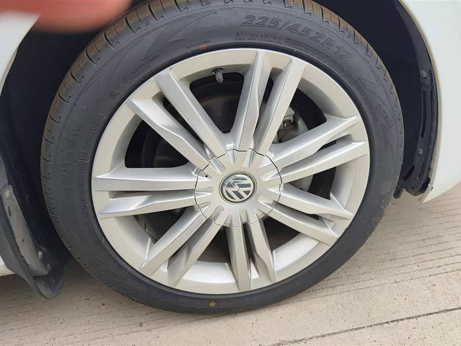 Volkswagen Golf*Jiayu Volkswagen Golf*Jiayu