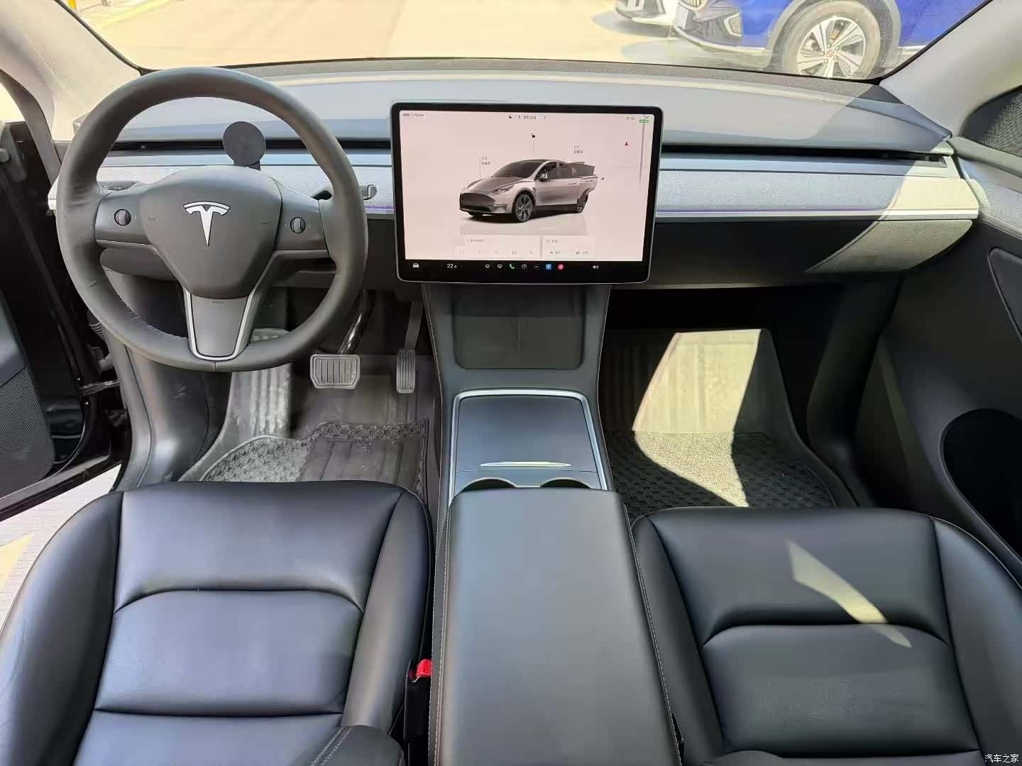 Tesla Model Y, 2024 все фото