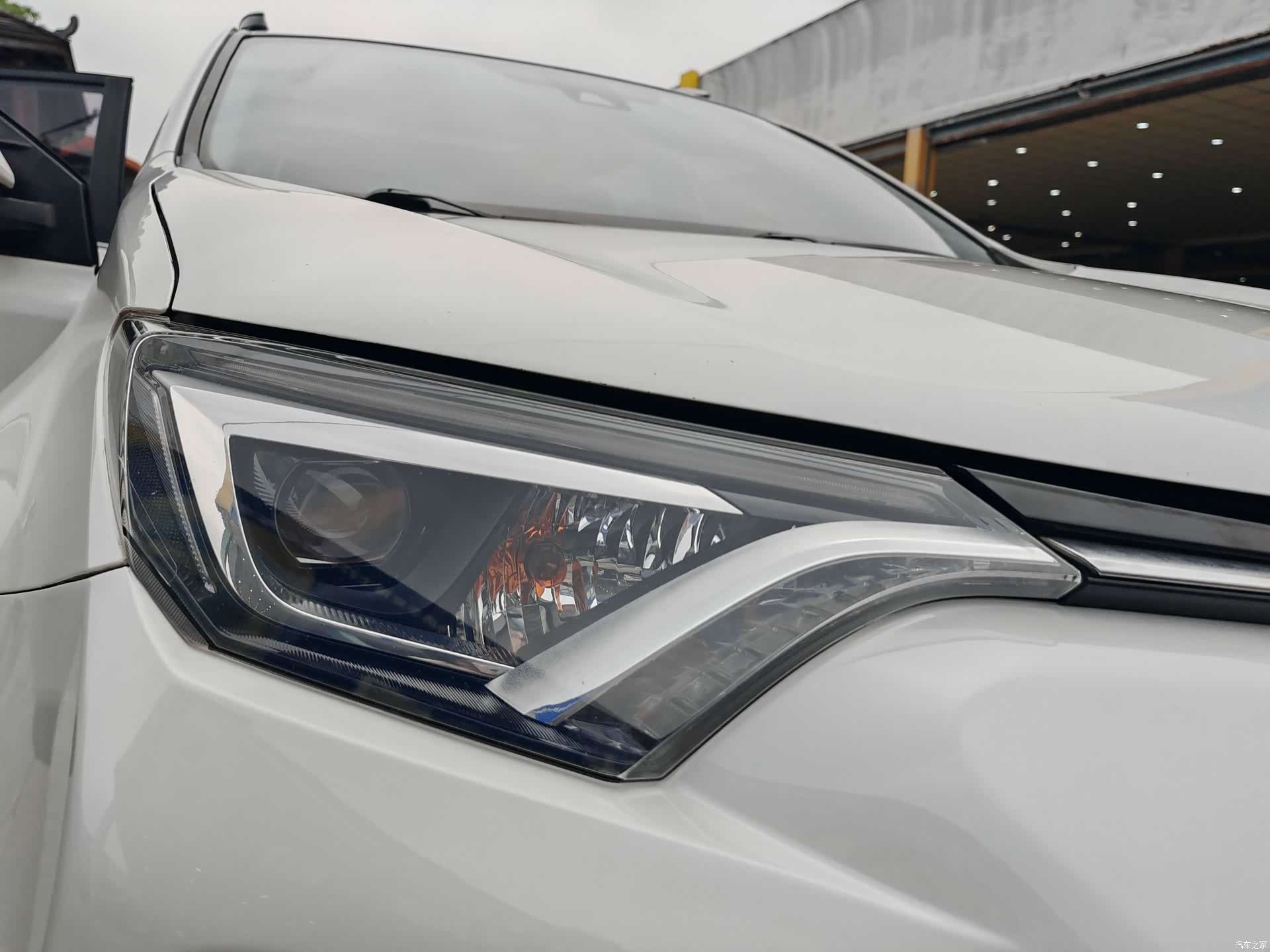 Toyota RAV4, 2016 15