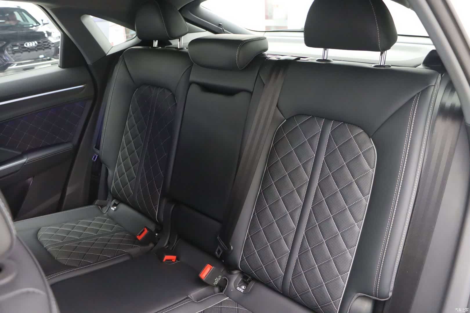 Audi Q3, 2026 23