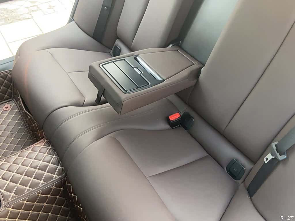 BMW 3 Series, 2018 14
