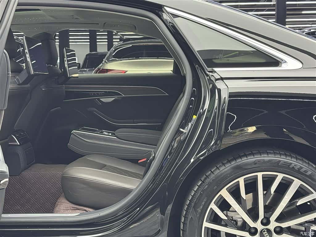 Audi A8L, 2024 7