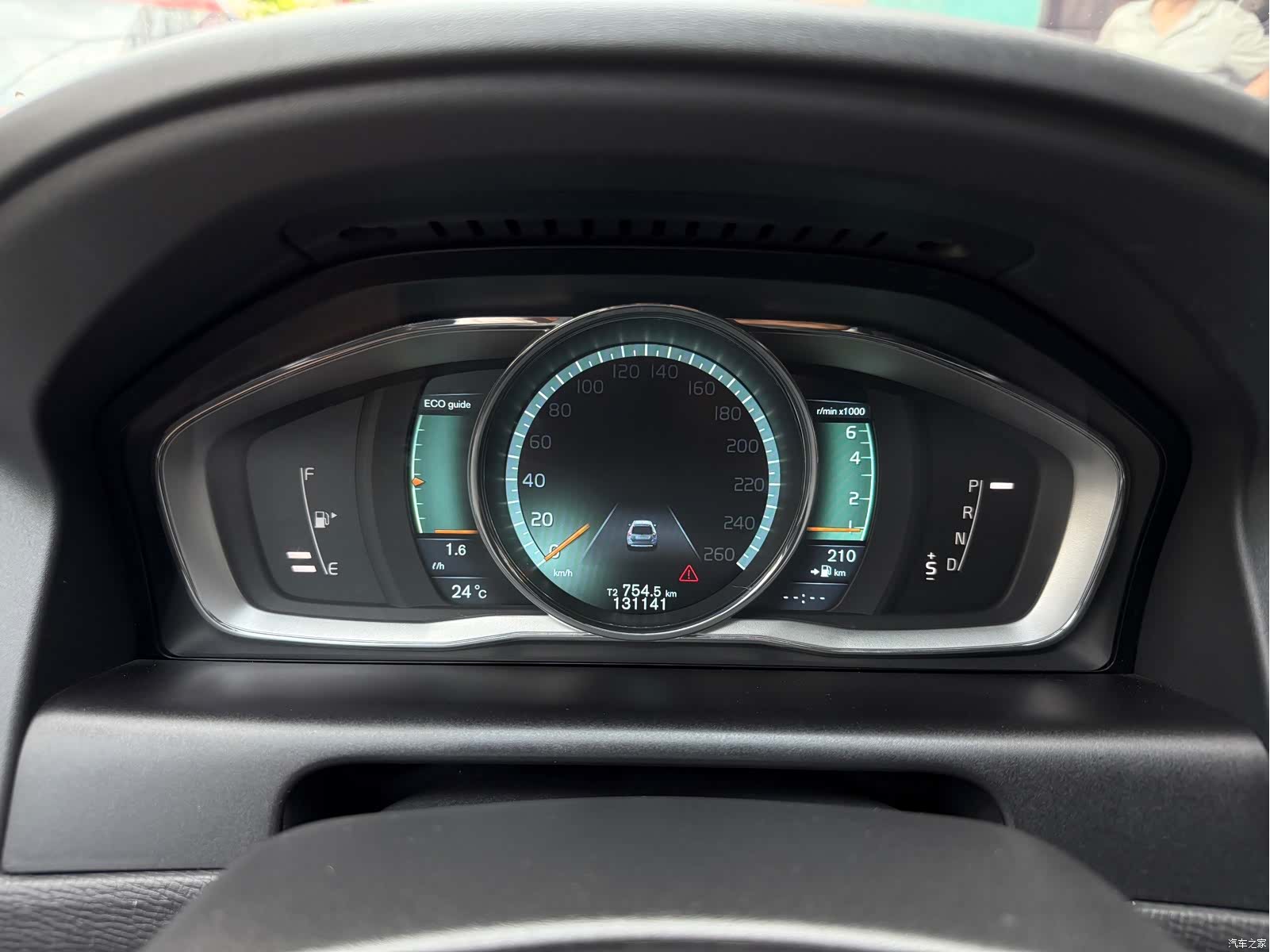 Volvo XC60, 2013 16