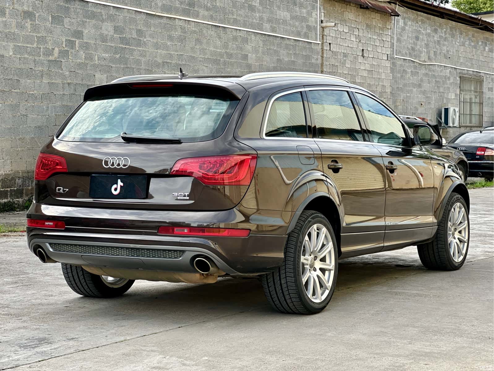 Audi Q7, 2011 7