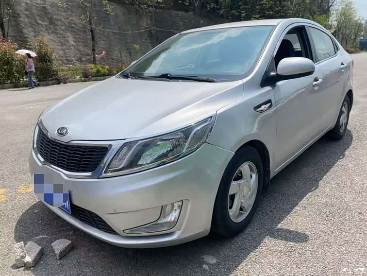 Kia K2, 2011 1