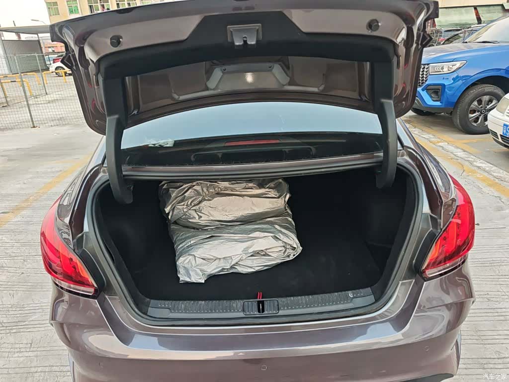 MG MG5, 2022 19