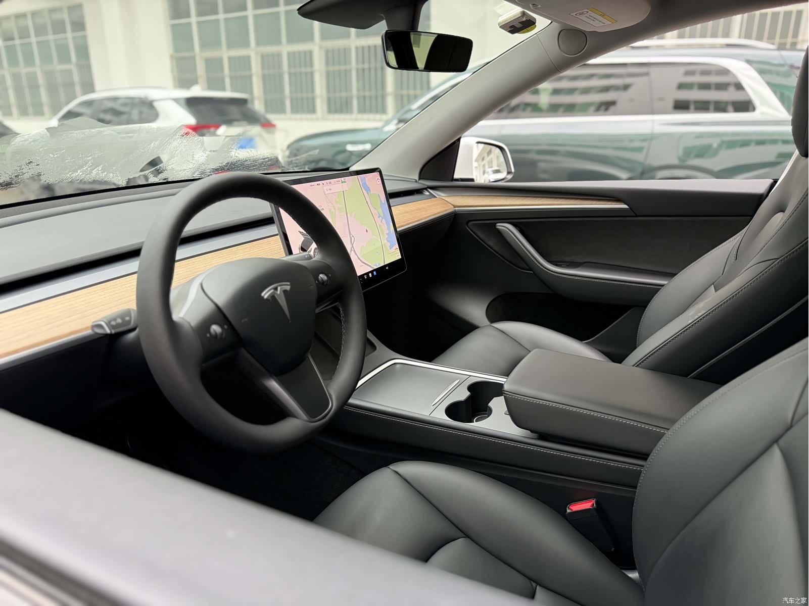 Tesla Model Y, 2021 16