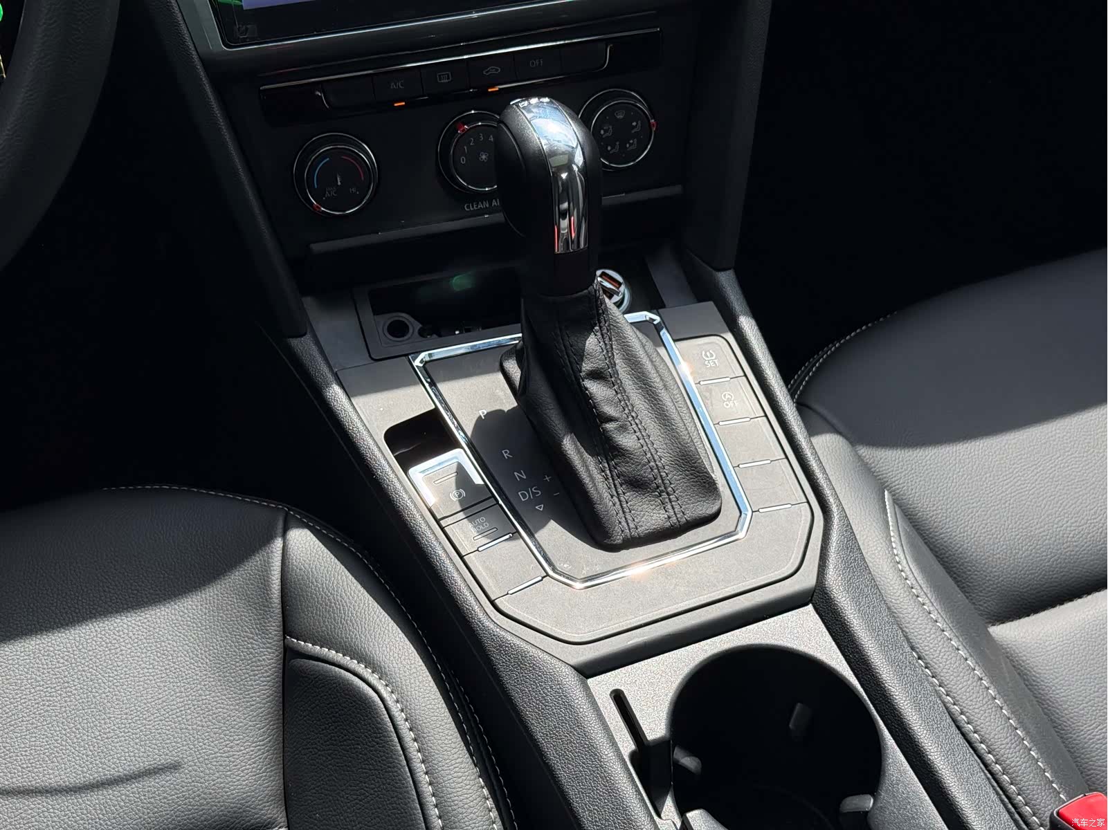 Volkswagen Lamando, 2018 9