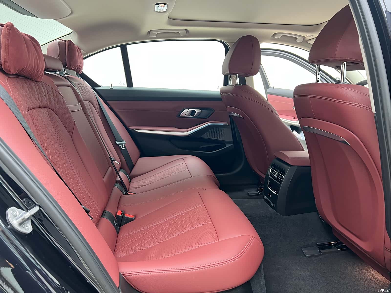 BMW i3, 2024 16
