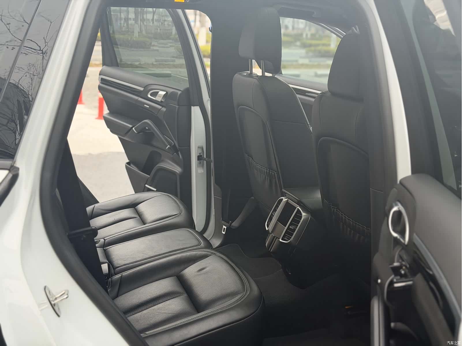 Porsche Cayenne, 2017 12