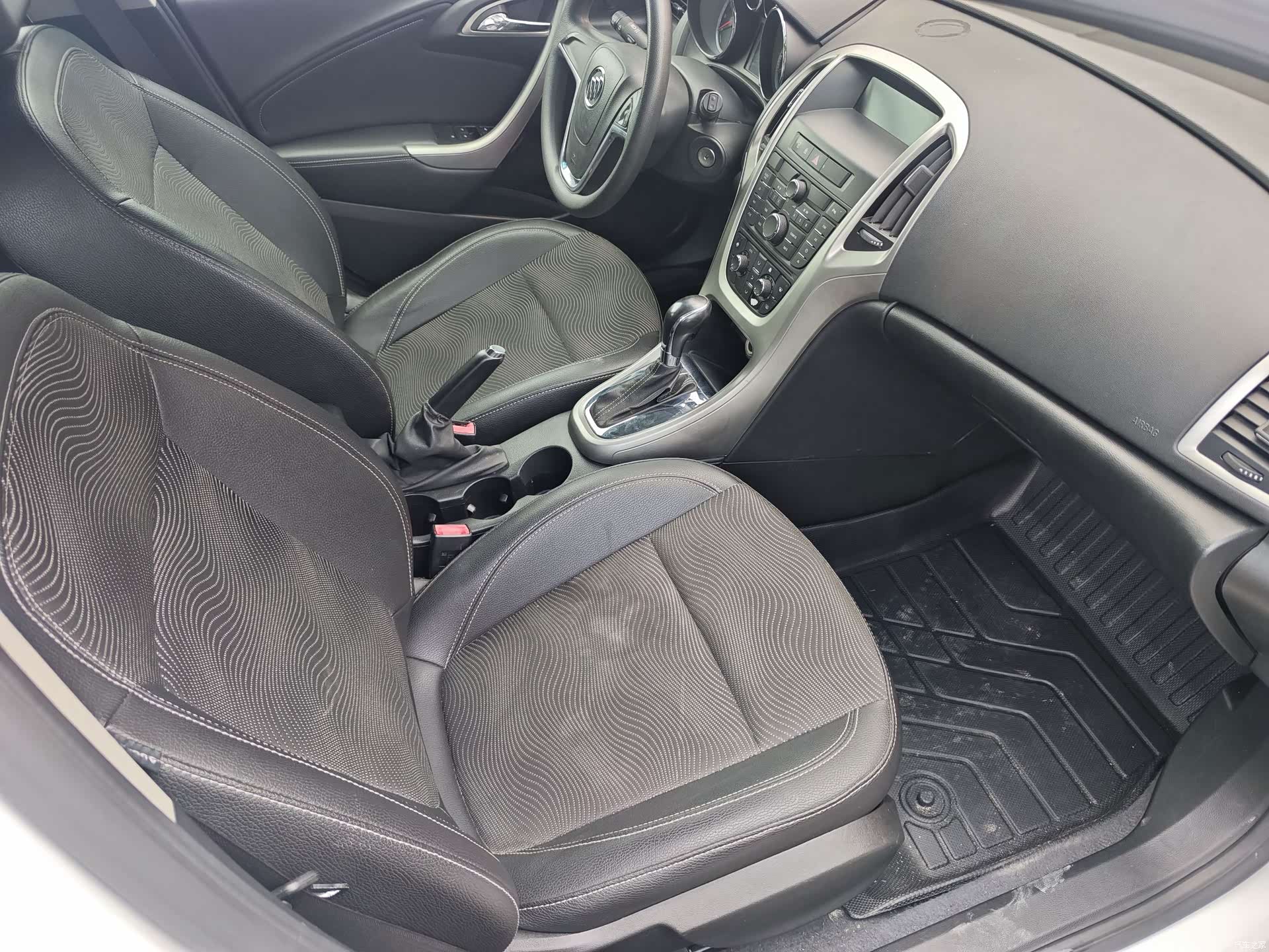 Buick XT, 2015 3