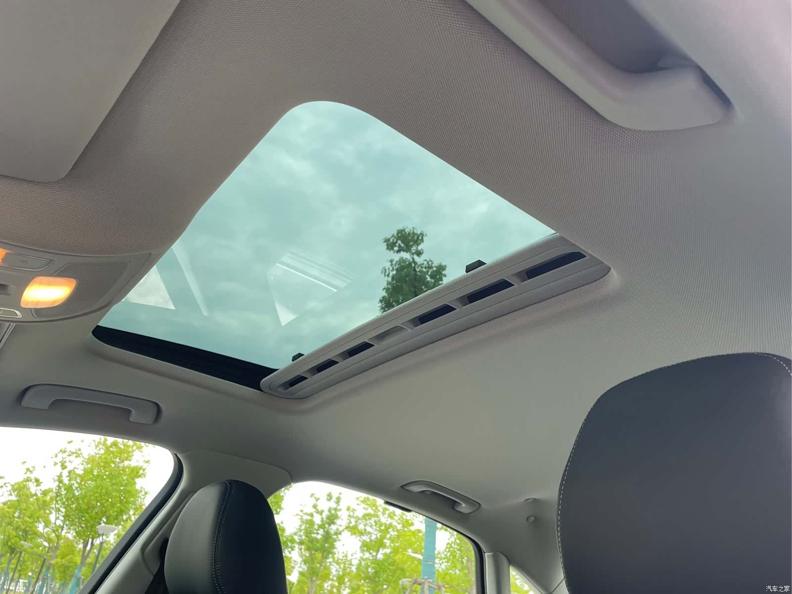Audi A6L, 2015 13