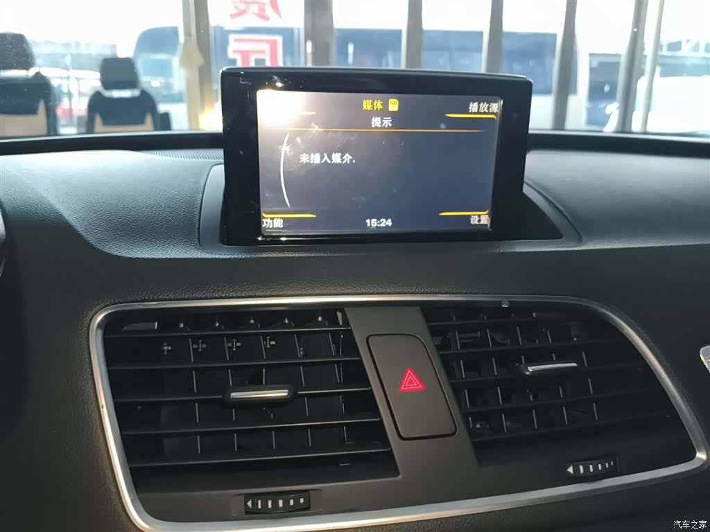 Audi Q3, 2016 13