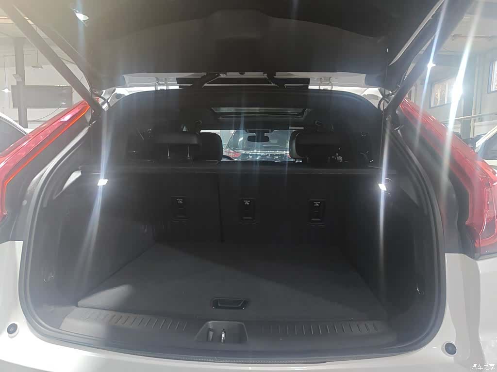 Cadillac XT4, 2023 15