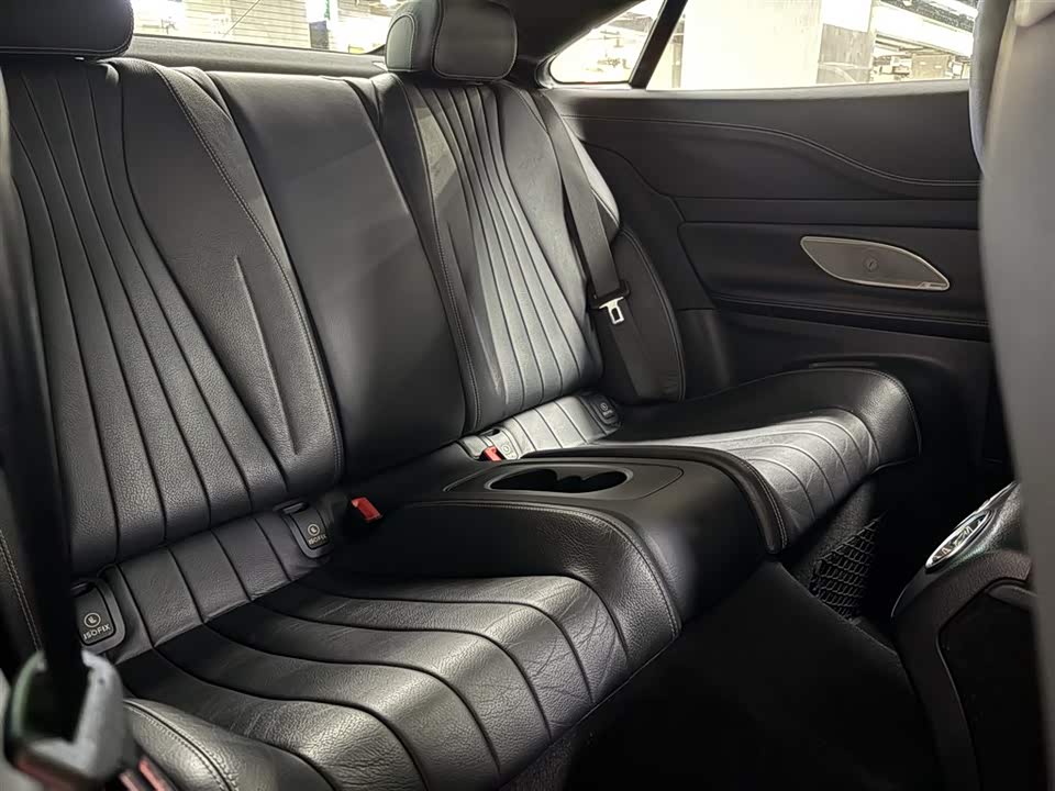 Mercedes-Benz E-class Mercedes-Benz E-class