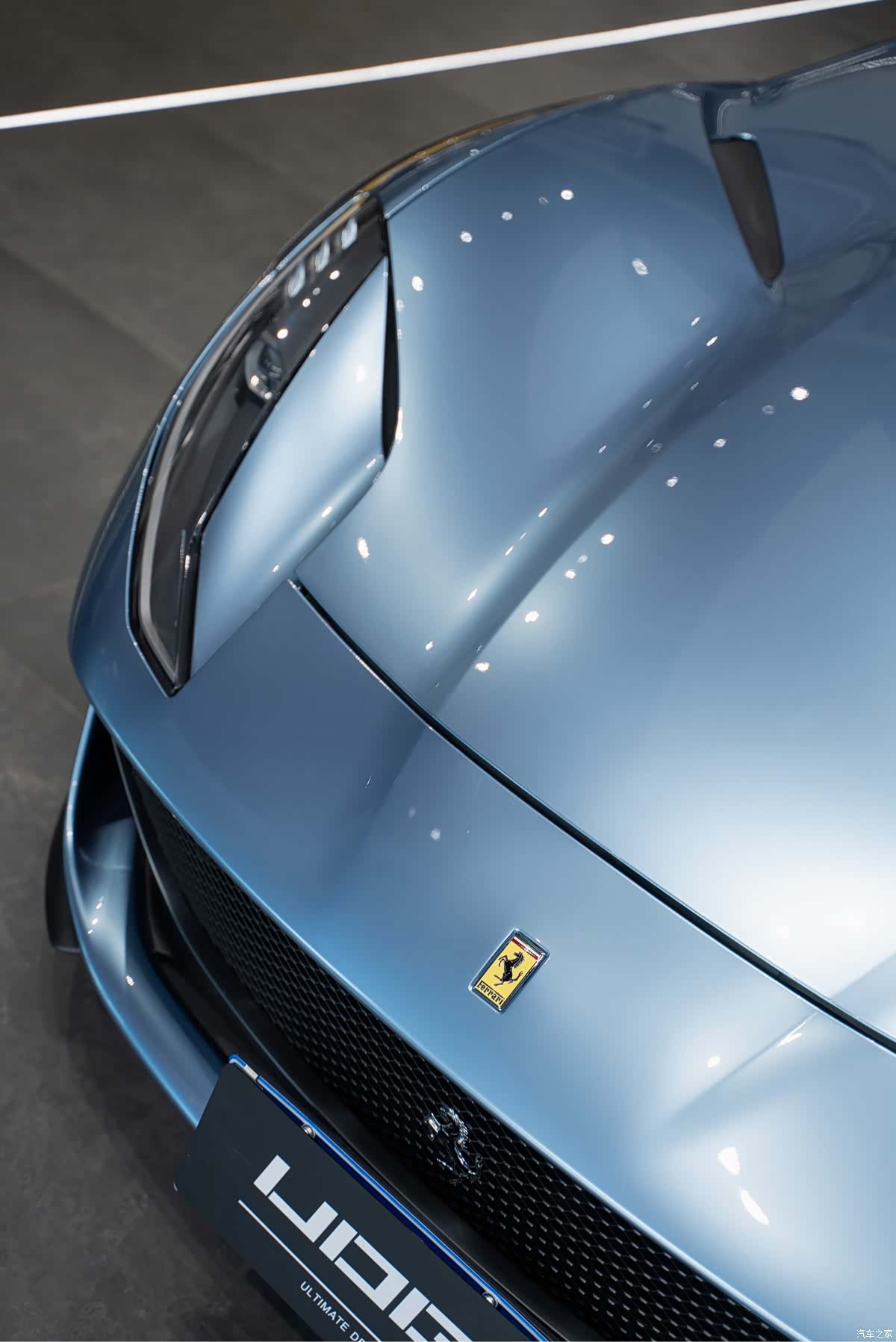 Ferrari 812, 2019 4