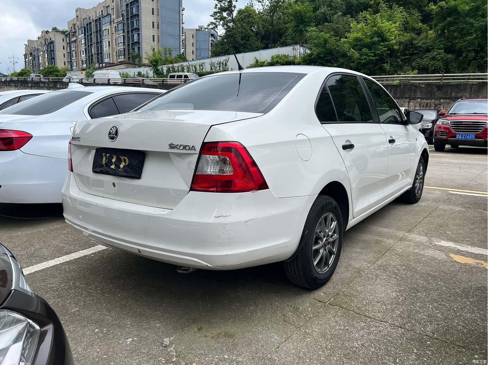 Skoda Rapid, 2014 9