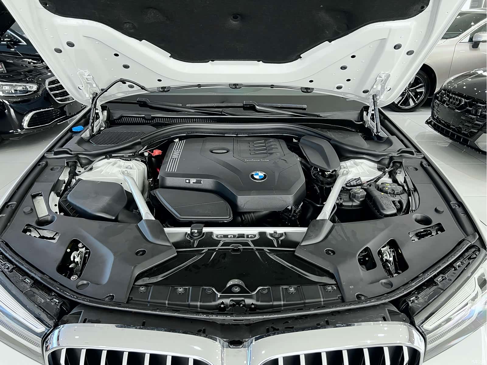 BMW 5 Series, 2024 21