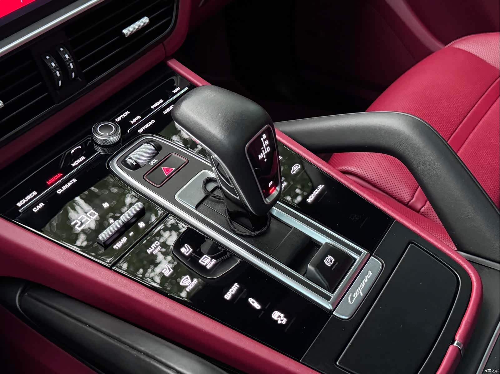 Porsche Cayenne, 2020 13