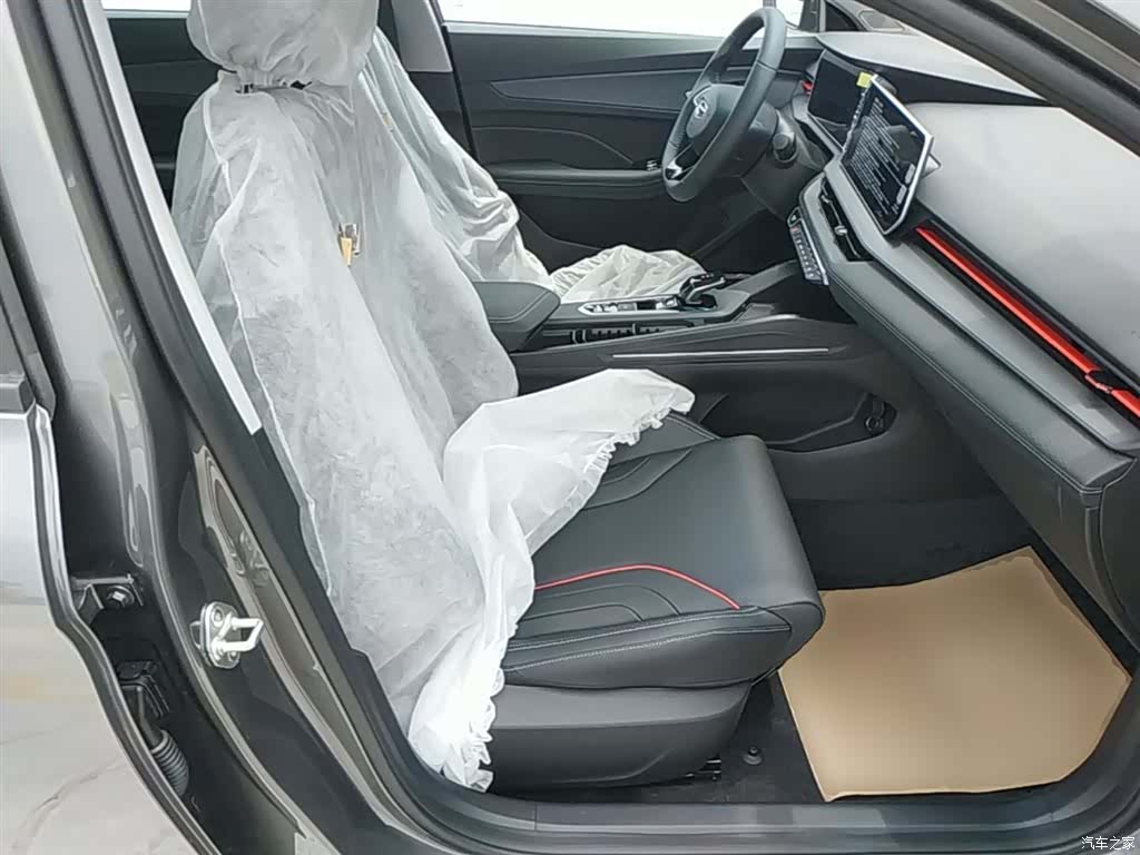 Geely Binray, 2026 25
