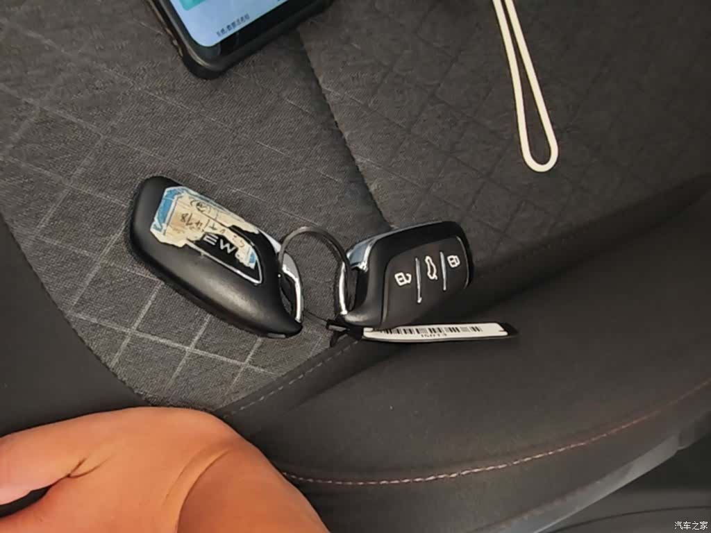 Roewe i5, 2025 9