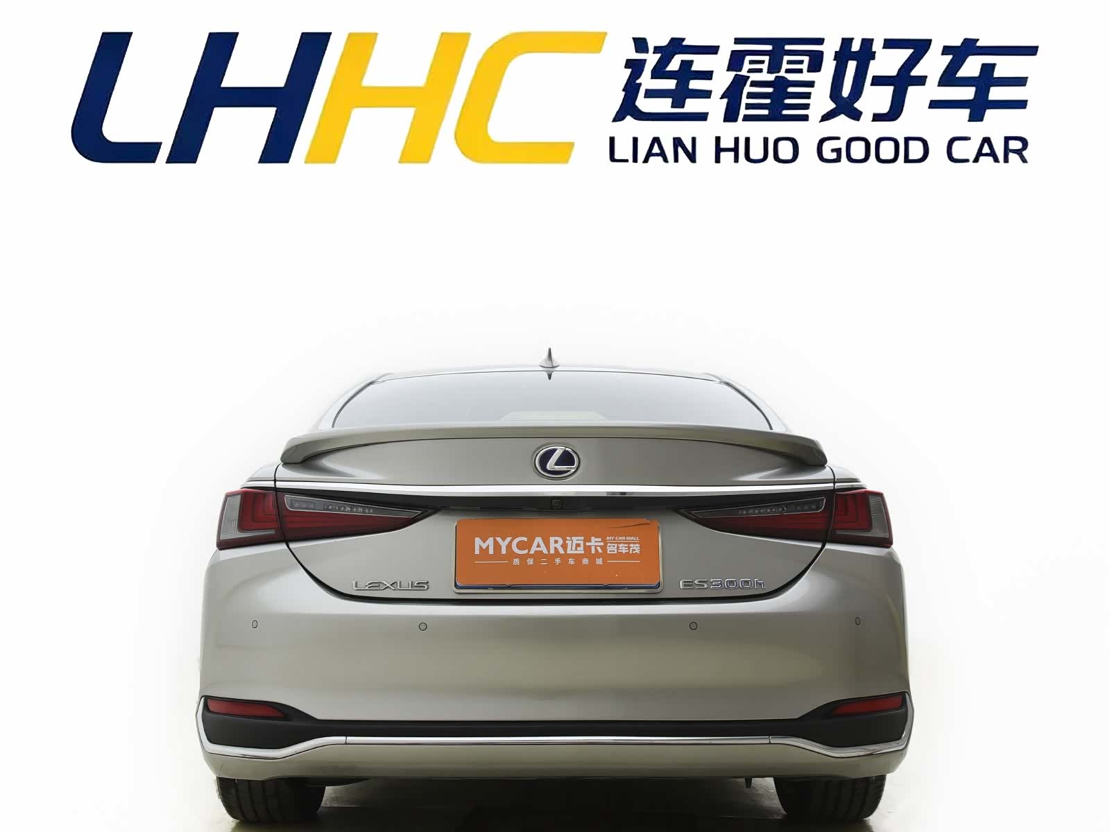 Lexus ES, 2019 4