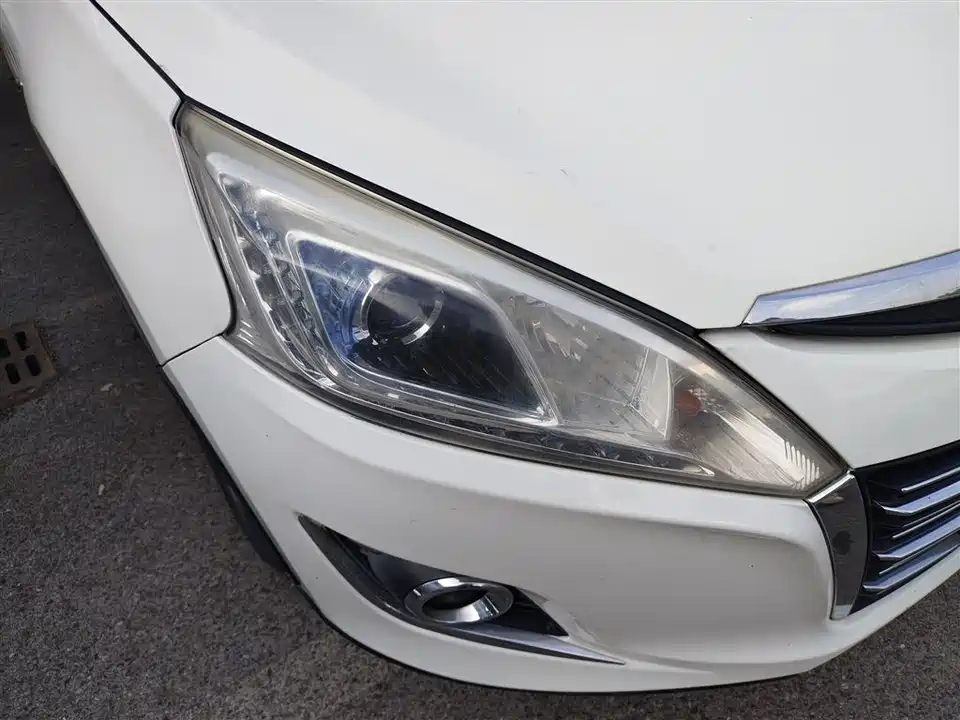 Luxgen Excellent 6 SUV