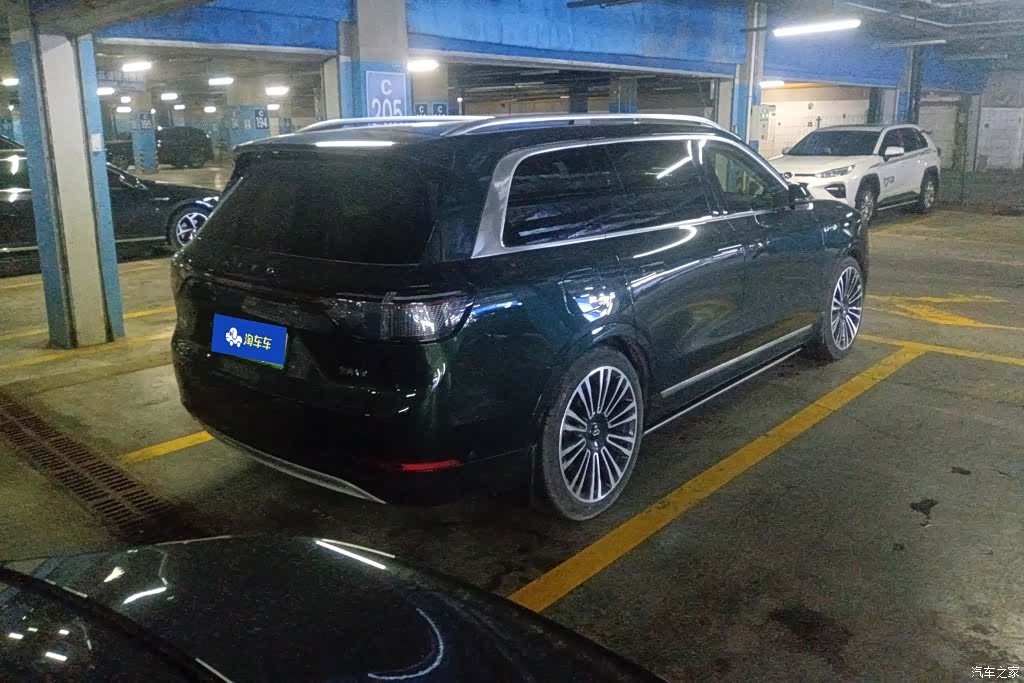 AITO M9, 2025 3