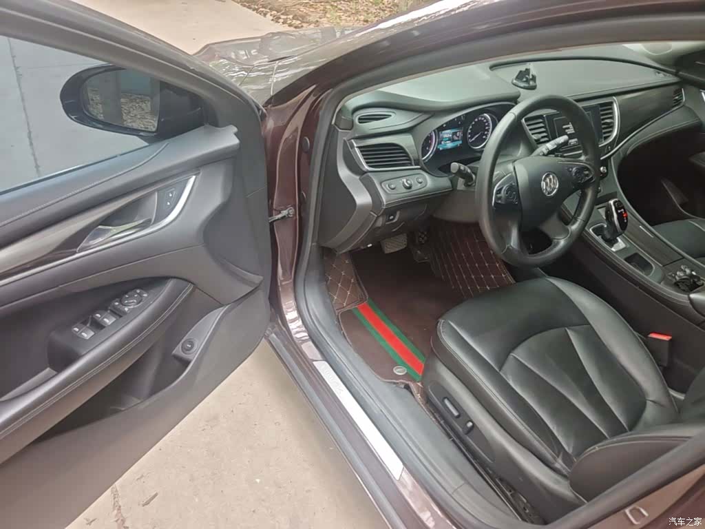 Buick LaCrosse, 2017 16