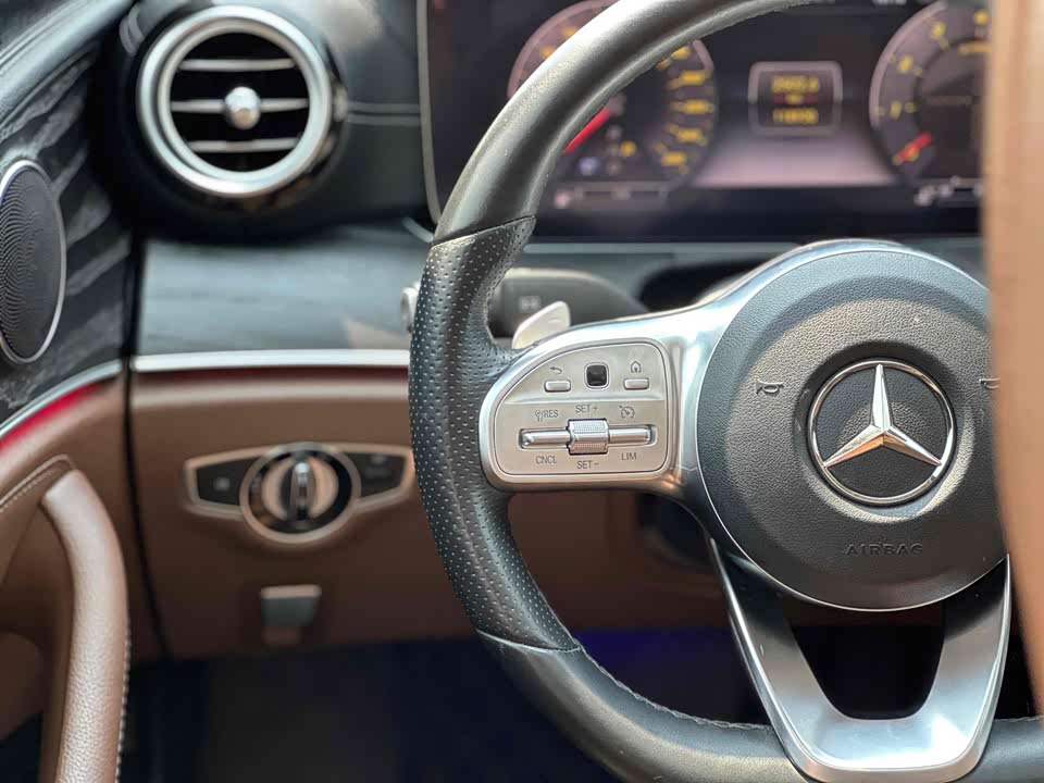 Mercedes-Benz E-class Mercedes-Benz E-class