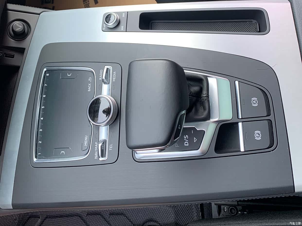 Audi Q5L, 2020 21