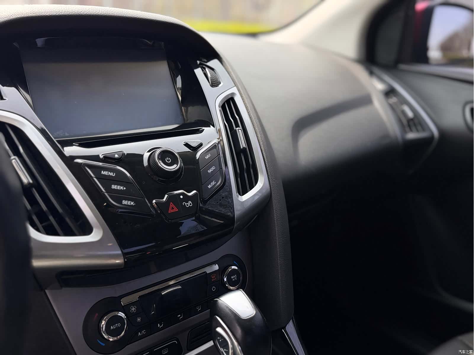 Ford Focus, 2015 7