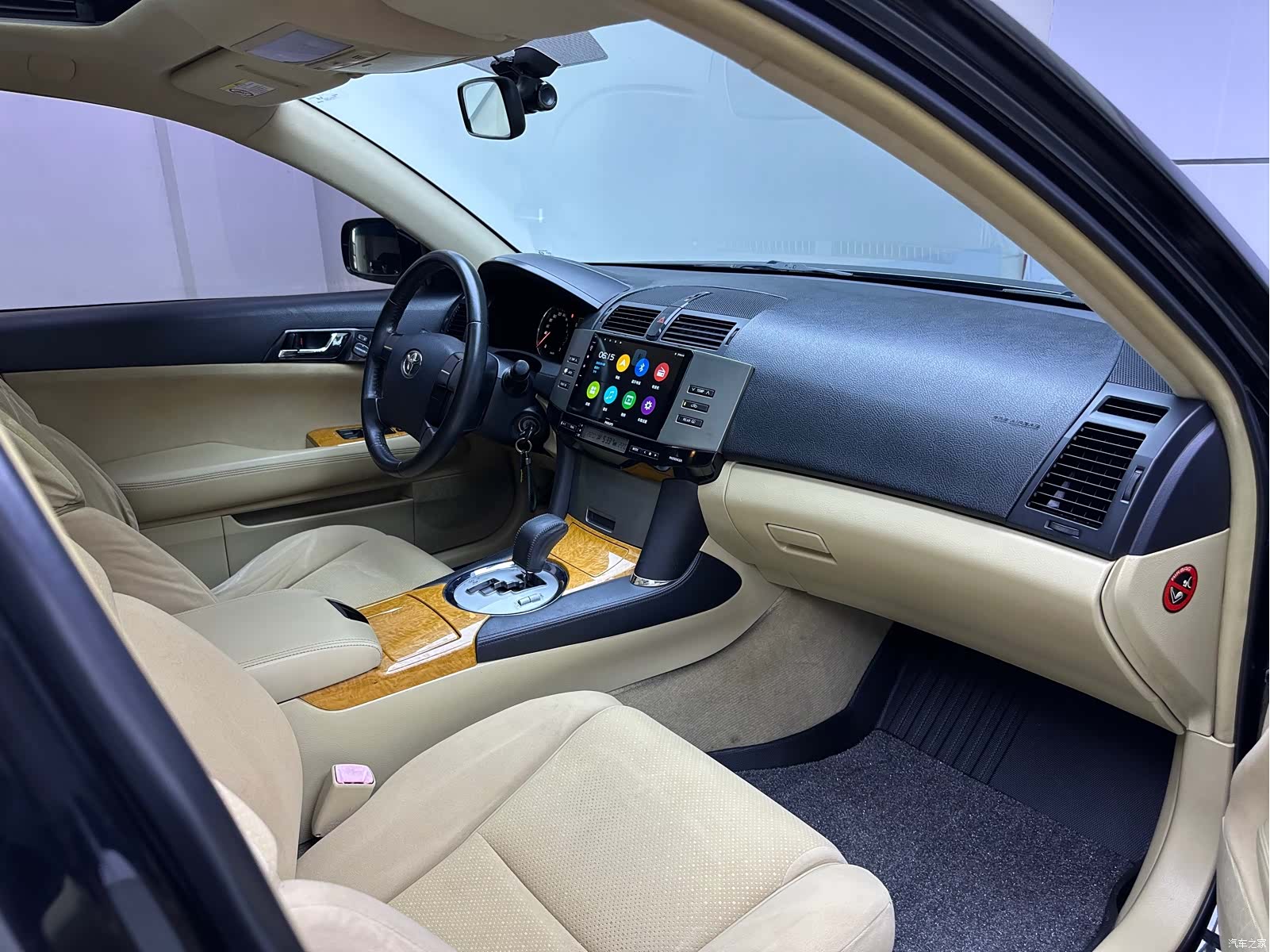Toyota 2.5S, 2007 13