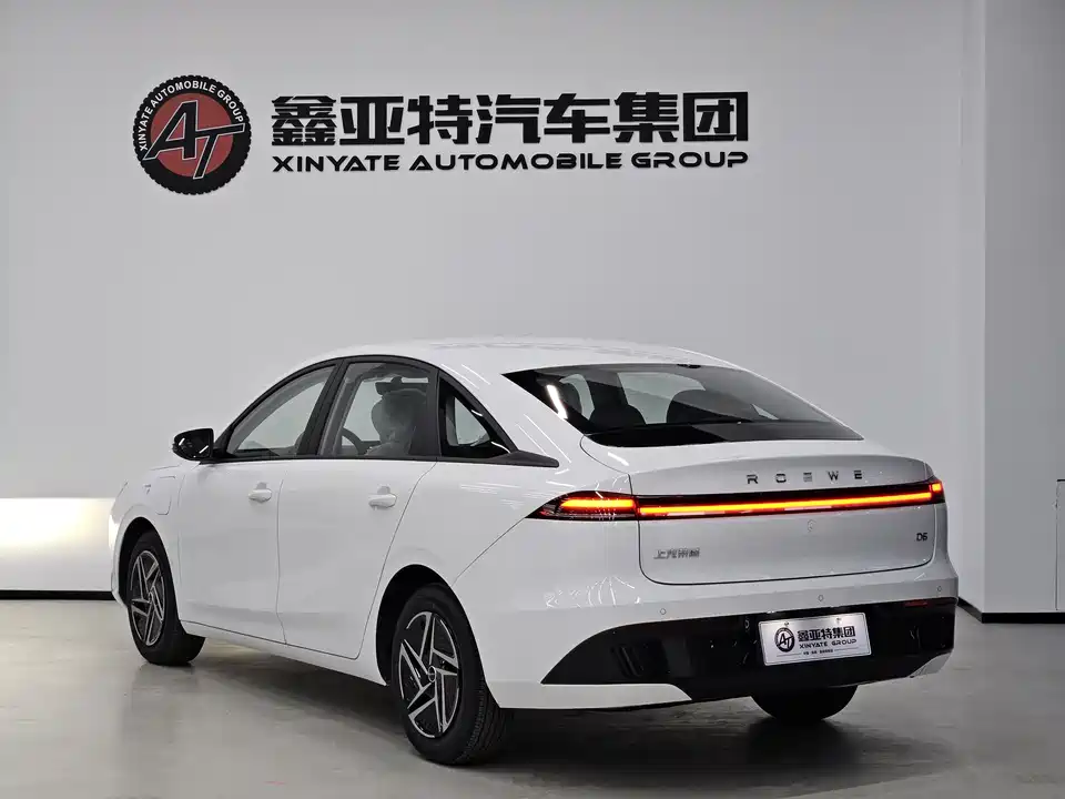 Roewe D6