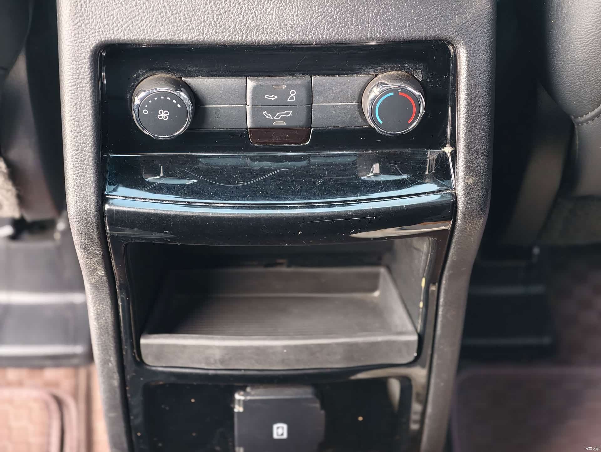 Ford Edge, 2021 15