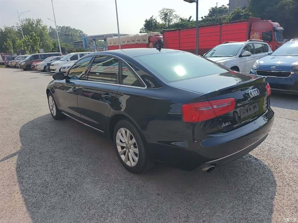 Audi A6L, 2015 все фото